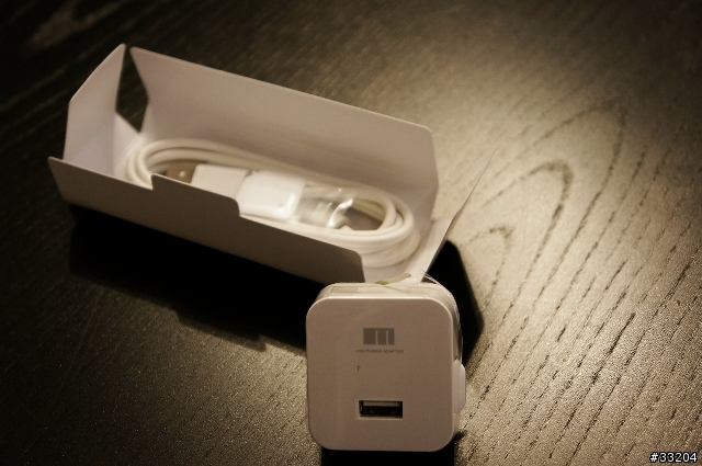 『開箱』 01首發！號稱全球最窄3.15mm邊框 魅族MEIZU MX2 與落漆的iPhone5 Black （更新了）