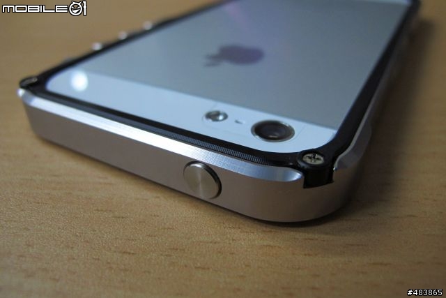 [分享] 4thdesign Blade 5 鋁殼 for iPhone 5