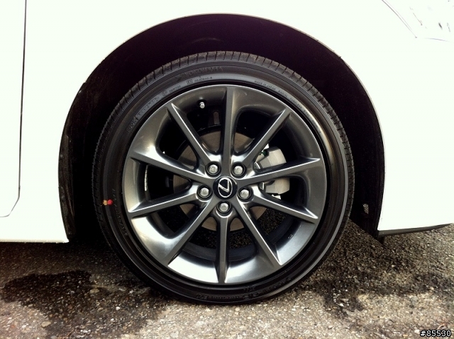 [開箱] Lexus CT200h 我的小開箱 (12/31 更新照片, 圖多)