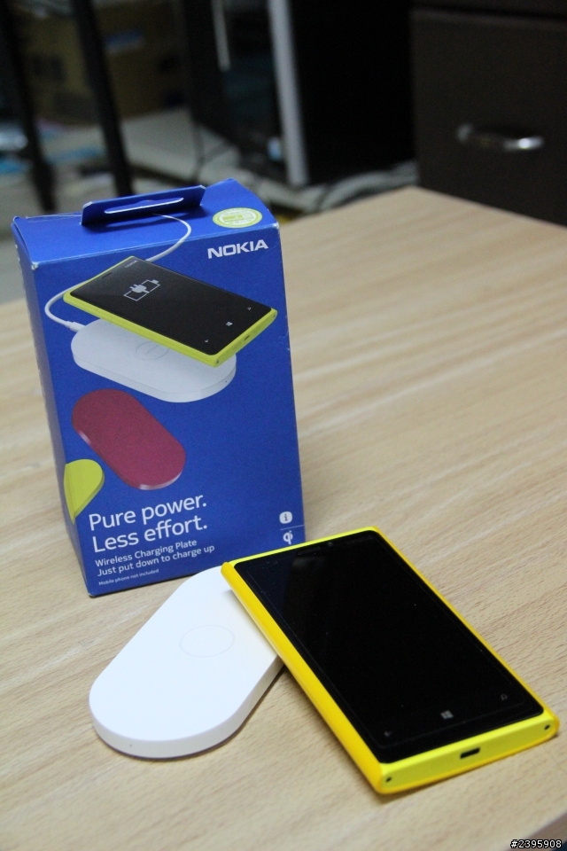 有人想交換Ｌｕｍｉａ９２０／８２０之充電盤ＤＴ－９００？？