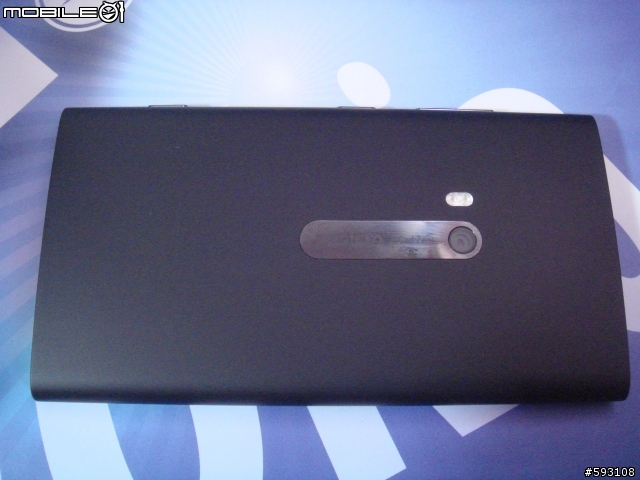 [開箱]末日願望 Lumia 920黑