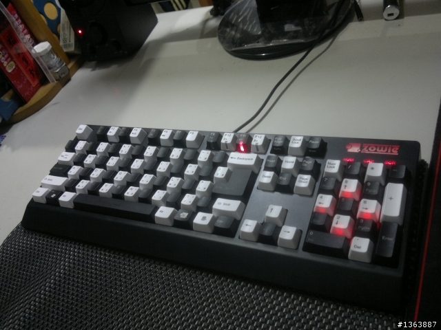 (分享) 陪我快兩年的ZOWIE CELERITAS
