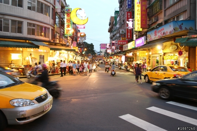 三峽老街夜市夜拍巡禮~~圖多