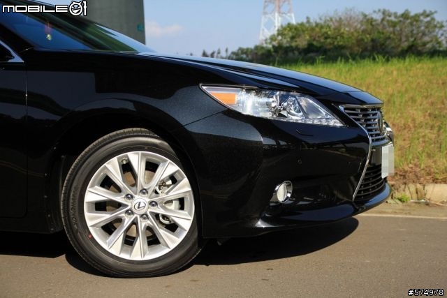 [開箱] LEXUS ES300h 豪華版 星耀黑 圖多慎入