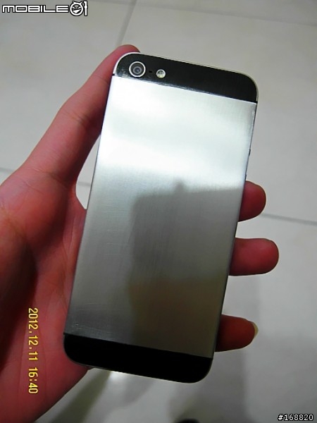 害怕 iPhone5 會掉漆嘛?看我如何處理它!!! 耶誕銀黑特別版iPhone5