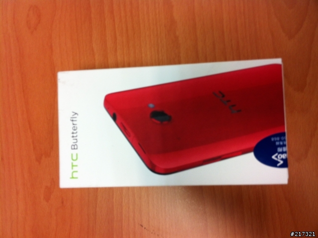 我的紅蝴蝶來了.....iphone4給兒子了