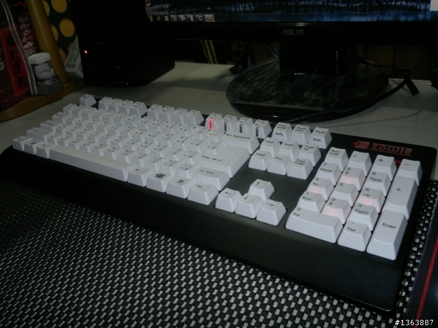 (分享) 陪我快兩年的ZOWIE CELERITAS