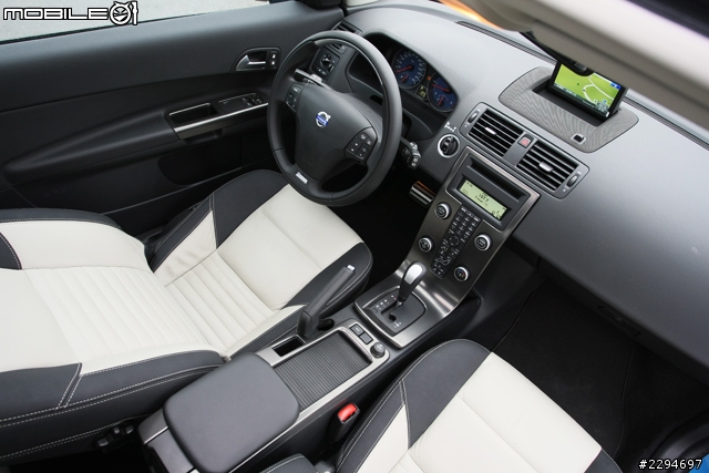 暫別車壇 富豪小鋼砲最終回 Volvo C30 D4 R-Design