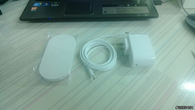 920手機加充電板小開箱