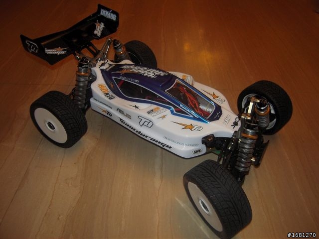 1/8 Team Durango DEX408 Buggy