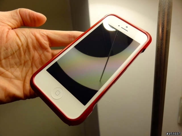 分享 iphone5的一款鋁框! ~又敗家了