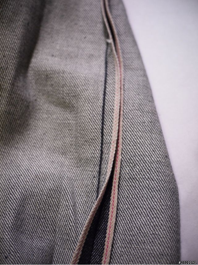 [分享] Naked & Famous WeirdGuy Denim - Dirty Fade