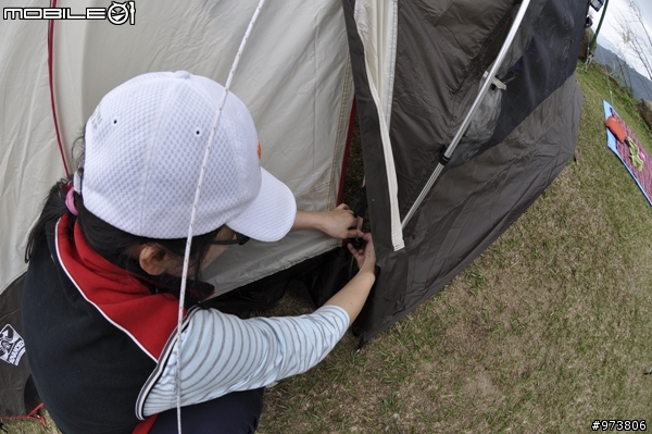 [裝備分享] Coleman氣候達人隧道式網屋  Coleman Tunnel screen Tarp