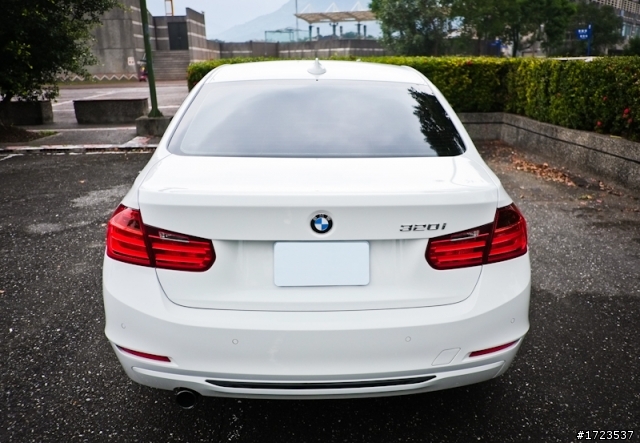 分享 F30 320I