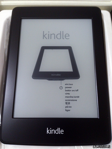 [開箱] 超讚清晰度的 Kindle Paperwhite
