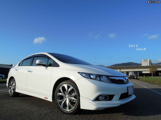 補開箱 CIVIC9  (車醜傷眼 不喜者勿入)