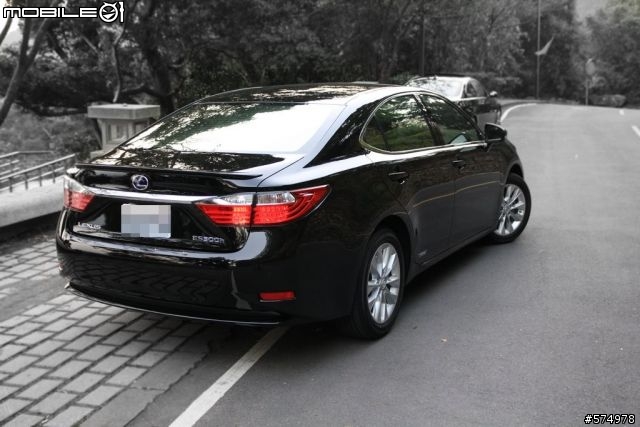 [開箱] LEXUS ES300h 豪華版 星耀黑 圖多慎入