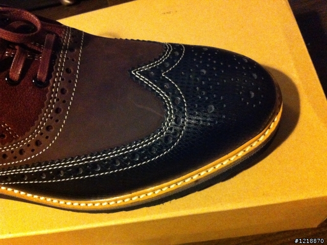 Cole Haan 雕花鞋