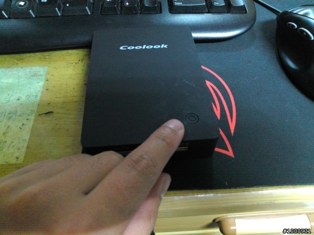 搭配padfone2的好朋友─行動電源組 Panasonic 13600mah