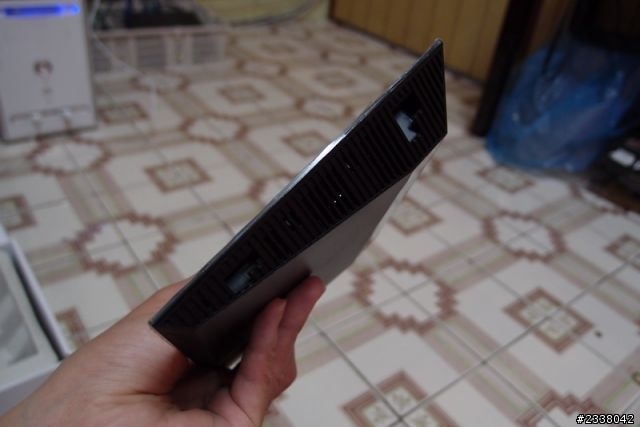 [開箱文] ASUS RT-N56U Gigabit 路由器