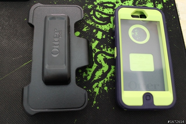 [開箱] OtterBox Defender Series Cases for I5