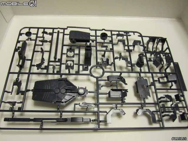 Ka版的MG RX-93 Nu Gundam及感應砲壙充套件之開箱