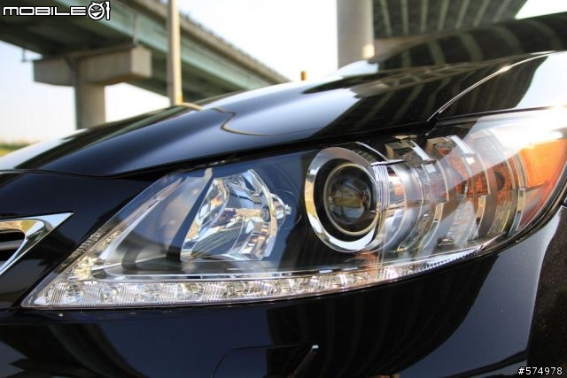[開箱] LEXUS ES300h 豪華版 星耀黑 圖多慎入