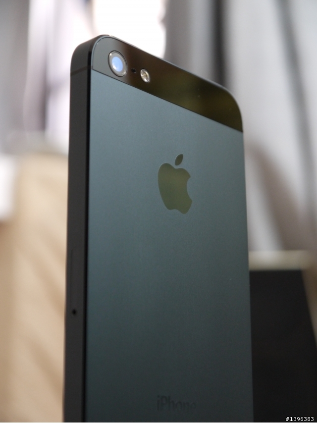 [是裸機就進來！] iPhone5裸奔萬歲，蓋大樓搂