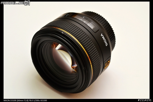  死馬的30 F1.4 HSM