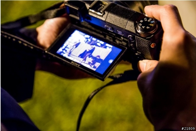 Sony NEX-6 絕佳操控手感新詮釋