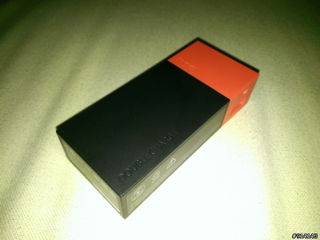 {ESQ. 分享} BB G600 by hTC 設計感十足的隨身充電器