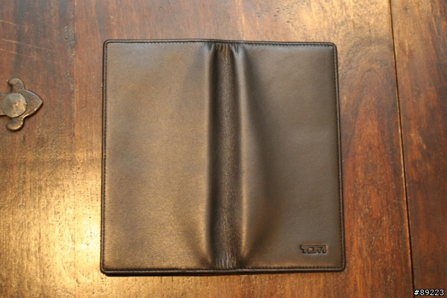 [開箱] TUMI 18672 長夾