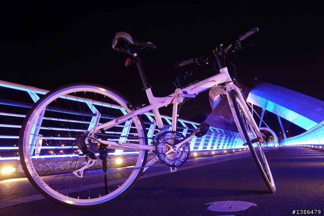 我的白駒-折疊車與公路車兼具的IRLAND 700C 折疊公路車