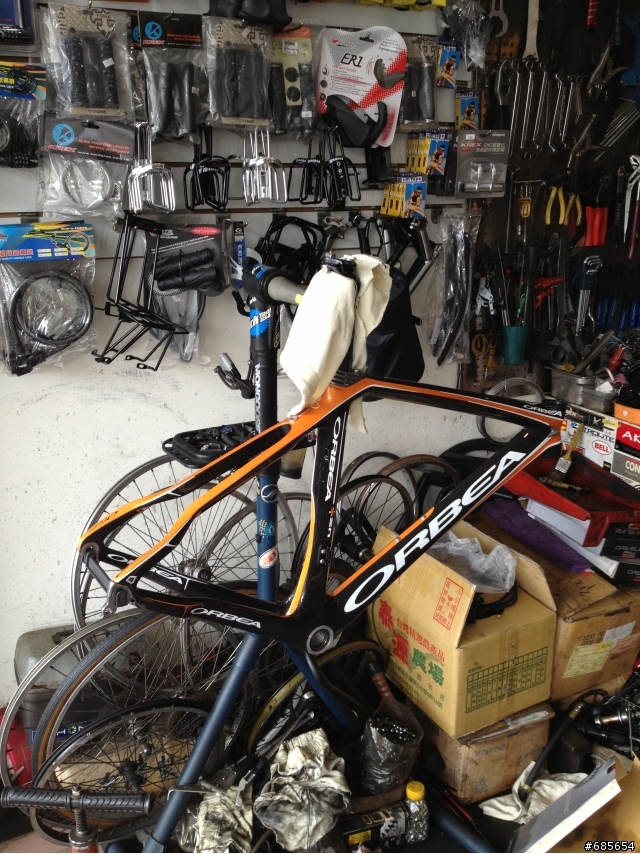 2012 Orbea Orca Gold 橘黑車隊版 開箱