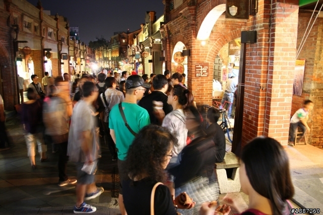 三峽老街夜市夜拍巡禮~~圖多