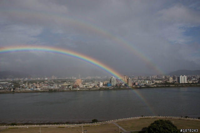 河岸雙彩虹!~