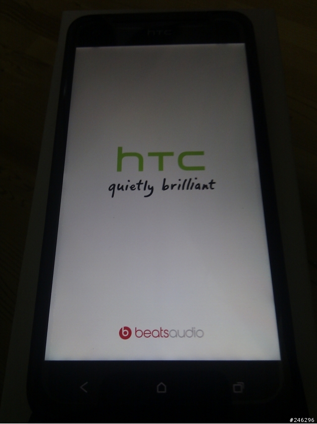 【開箱文】午覺中我弟竟然送我HTC butterfly ……啊…我要瘋掉了