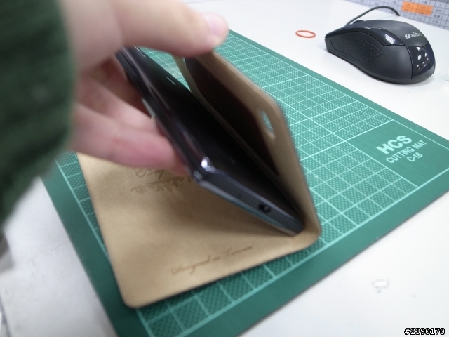 [分享]聖誕交換禮物-L9皮套開箱