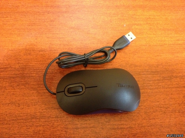 【 開箱 】資訊展新手首發!! Dell Vostro 3560!!