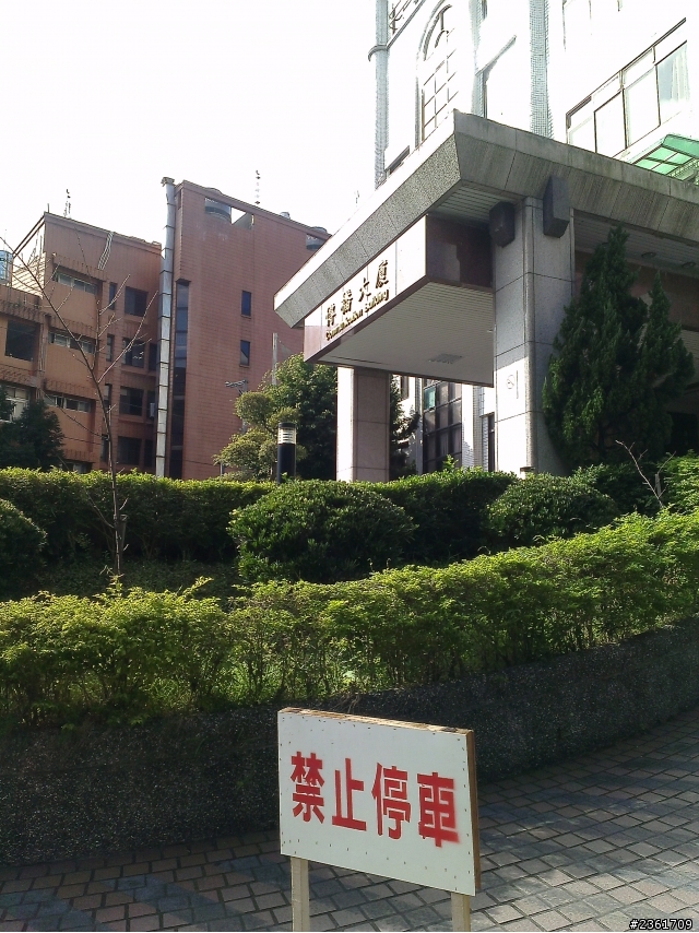 HTC One X+ 久違開箱與心得文(文稍多)