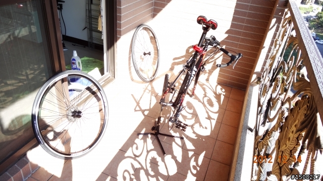 TCR2 洗車+換胎