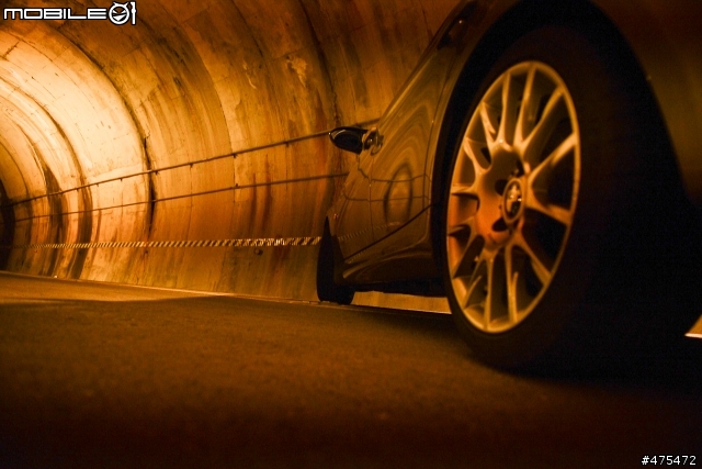 凌晨四點的蟄伏