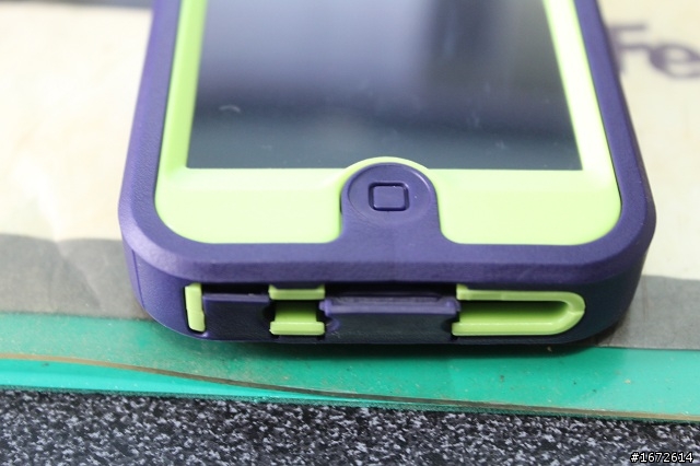 [開箱] OtterBox Defender Series Cases for I5