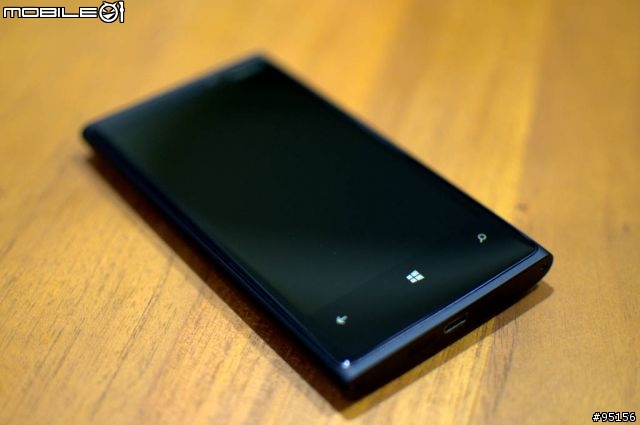 Nokia Lumia 920黑 簡單外在開箱