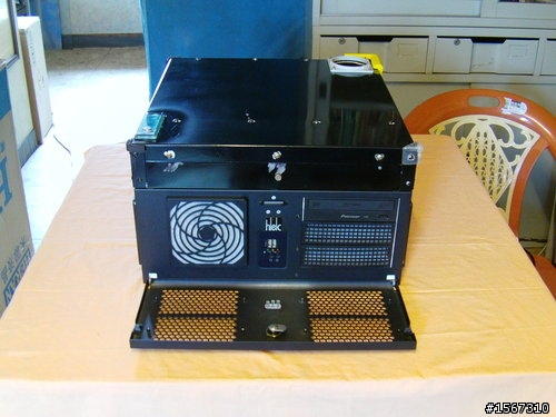 覺得雷同度極高的機殼Cooler Master HAF-XB