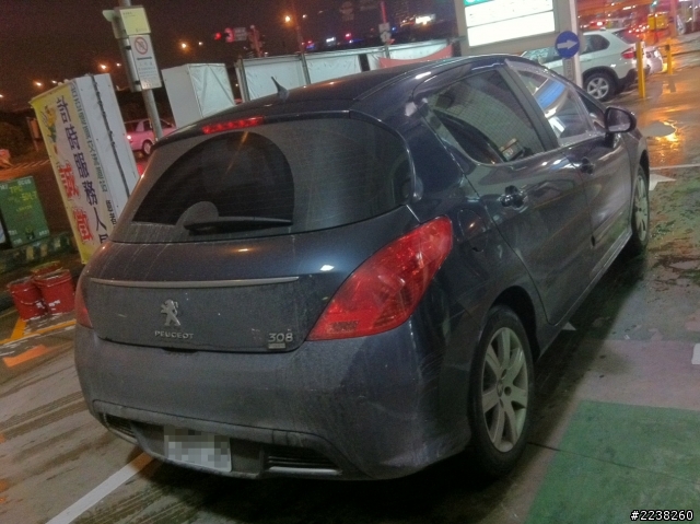 Peugeot 308 1.6e-hdi 用不到一桶油環島~~~