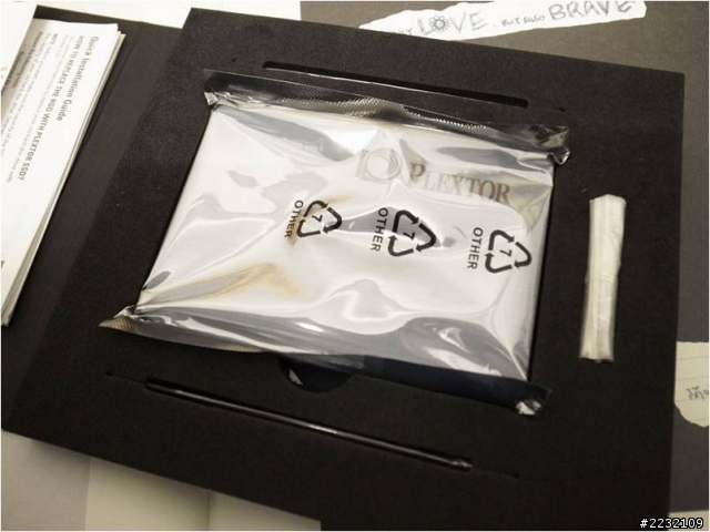 PLEXTOR送新年禮物！！大實用小開箱～