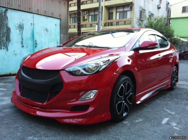 我的( 酷  炫 火紅Elantra)