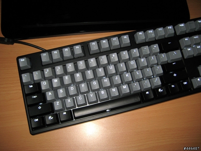 Ducky Shine 2 紅軸+灰,紫色鍵帽小開箱