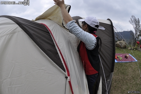 [裝備分享] Coleman氣候達人隧道式網屋  Coleman Tunnel screen Tarp